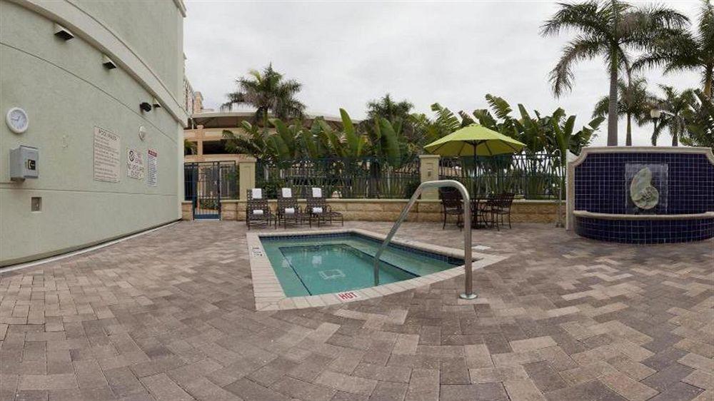 Hotel Indigo - Sarasota, an IHG Hotel Bagian luar foto